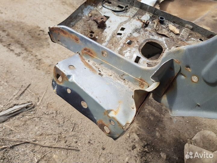 Лонжерон левый (Dong-Feng H30 Cross)