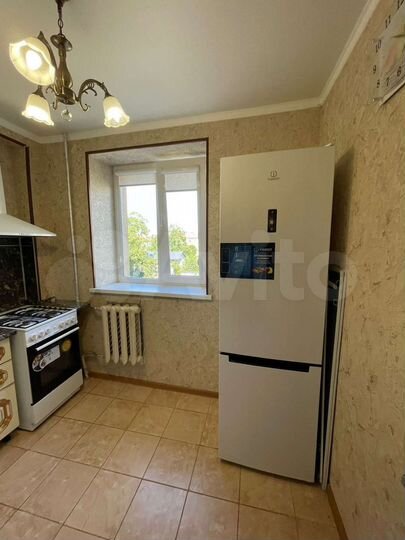2-к. квартира, 48 м², 4/9 эт.
