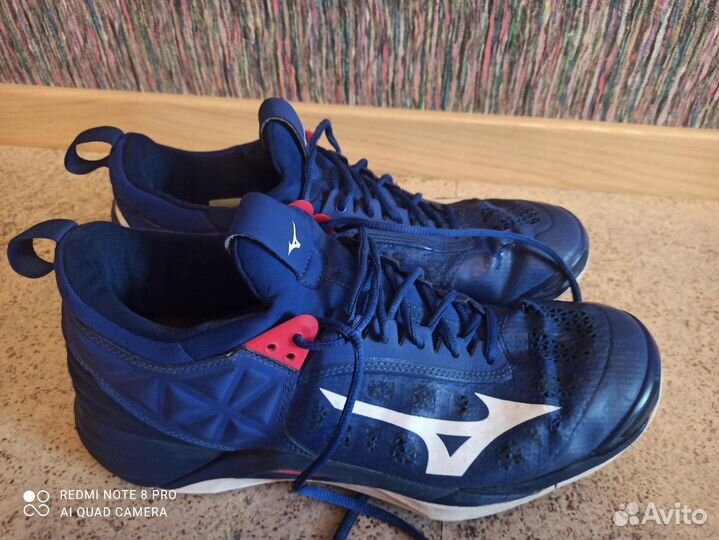 Мужские кроссовки mizuno