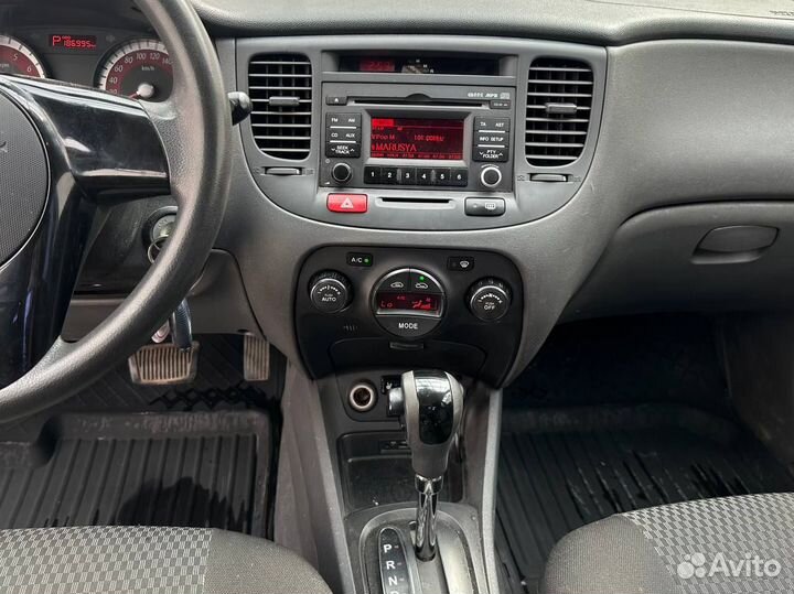 Kia Rio 1.4 AT, 2010, 187 000 км