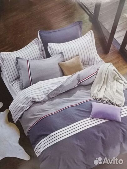 Комплект постельного белья семейный