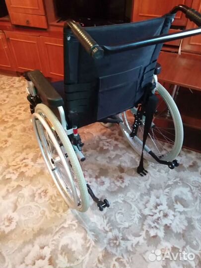 Коляска инвалидная