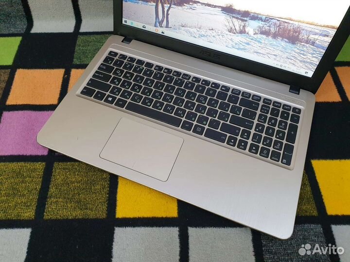 Ноутбук asus X540LJ видео 1Гб