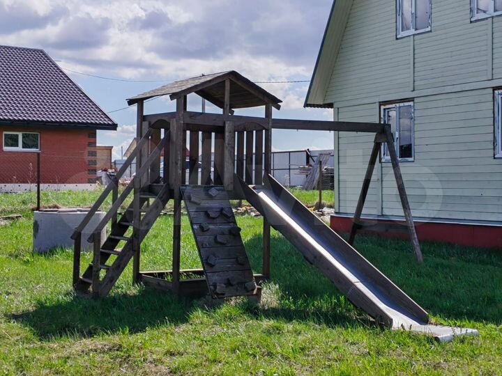 Дом 170 м² на участке 13 сот.