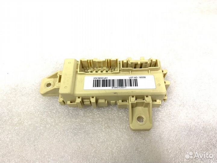 Блок предохранителей Kia Sorento Prime UM D4HB