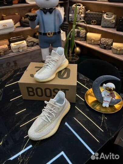 Кроссовки Adidas Yeezy Boost 350 V2 Natural