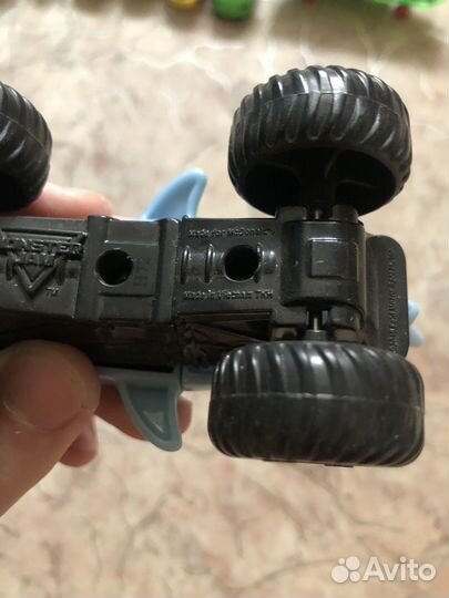 Разные модели автомобилей