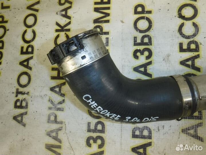 Патрубок Jeep Grand Cherokee (WK2) 2011-2021