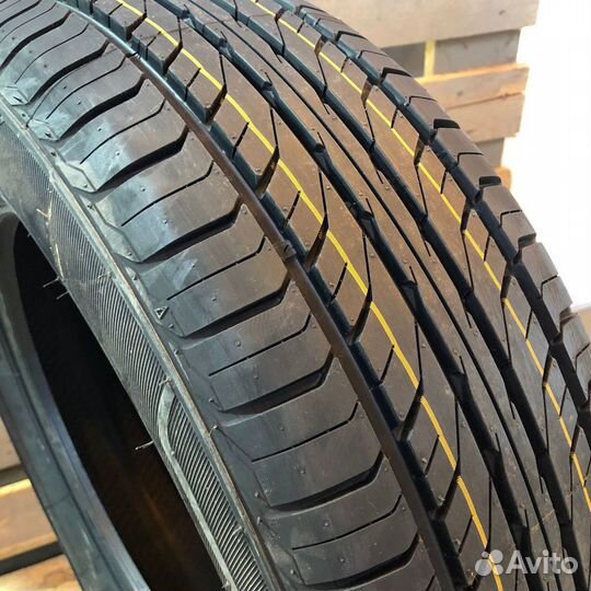 Roadmarch PrimeStar 66 205/65 R16 95H