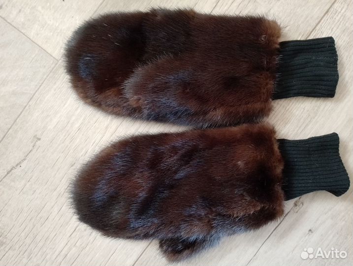 Норковые варежки в хорошем состоянии