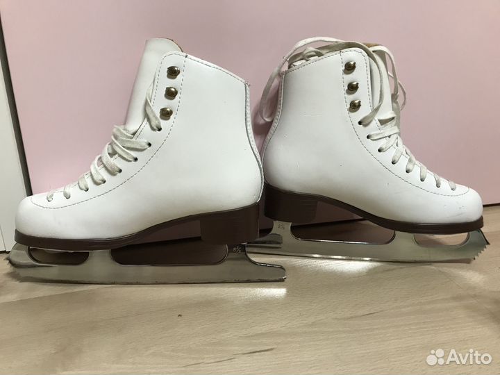 Фигурные коньки Gam