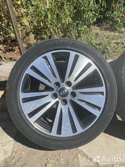 R18 Bridgestone Turanza ER33 235/45, PCD 5x114.3 DIA 28