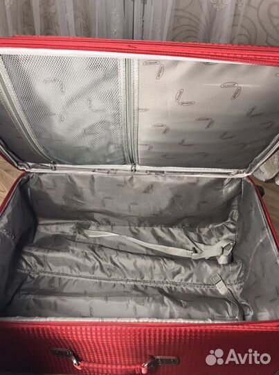 Чемодан на колесах