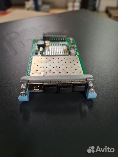 Модуль Juniper EX-UM-4X4SFP