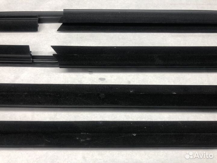 Уплотнитель стекла двери внутренний BMW X3 G01