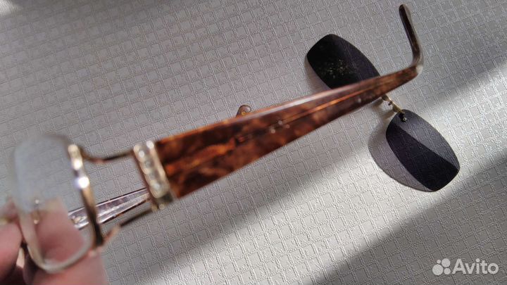 Очки с диоптриями и солнцезащитной насадкой