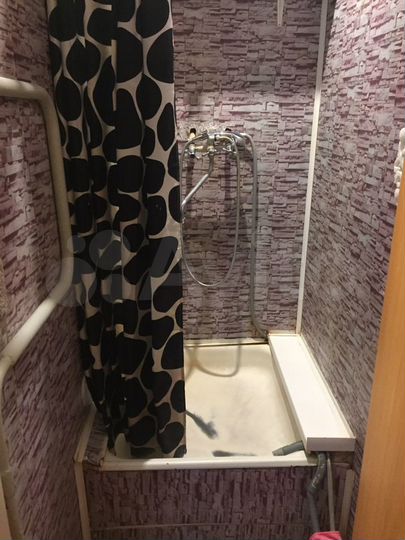 Комната 18,4 м² в 2-к., 4/5 эт.