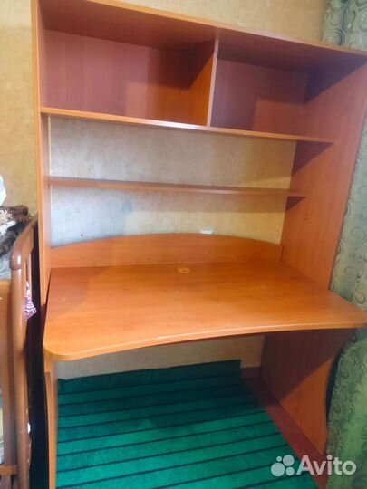 Письменный стол для школьника бу