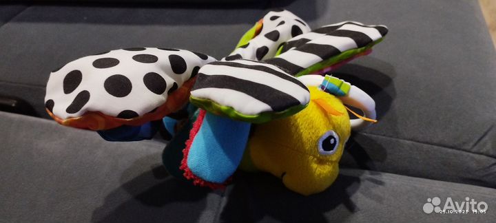 Игрушка стрекоза lamaze