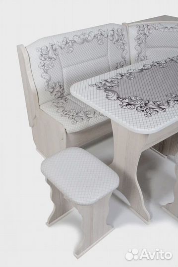 Кухонный уголок