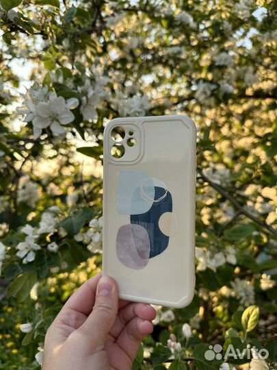 Чехол на iPhone 11