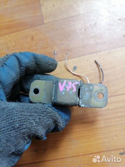 Датчик удара Mitsubishi Pajero V75W 6G74 GDI 2001