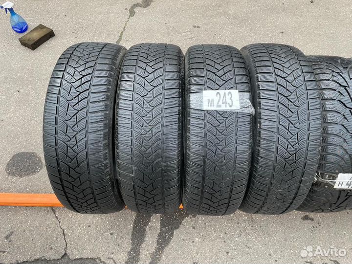Dunlop Winter Sport 5 215/65 R16 98H