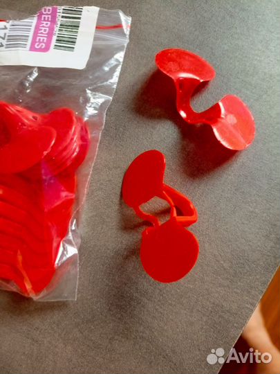 Очки от расклёва для кур