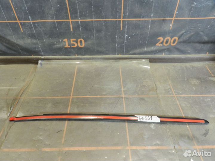 Накладка лобового стекла правая - BMW X5 F15