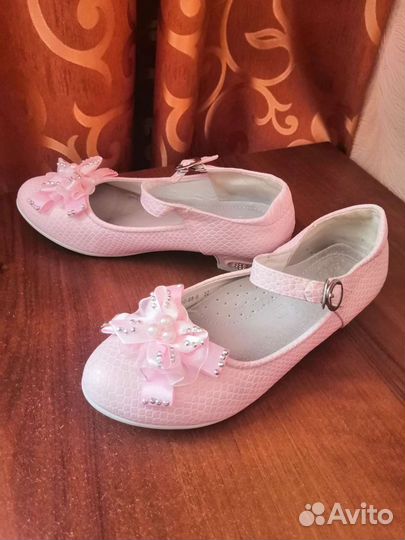 Туфли на девочку
