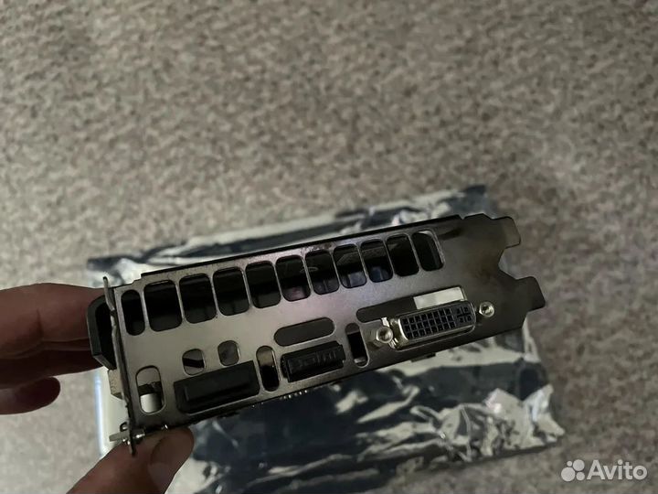 Видеокартавидеокарта evga GeForce GTX 950