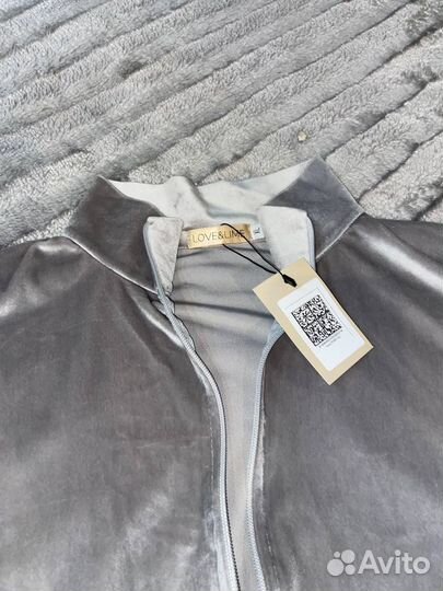 Костюм женский