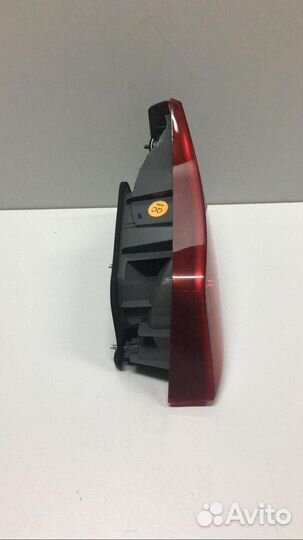 Фонарь kia rio в крышку багажника 924034x000