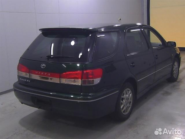 Трос ручника Toyota Vista/Vista Ardeo SV50/SV50G прав