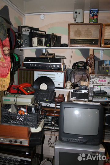 Радиолы. Радиоприёмники. Магнитофоны