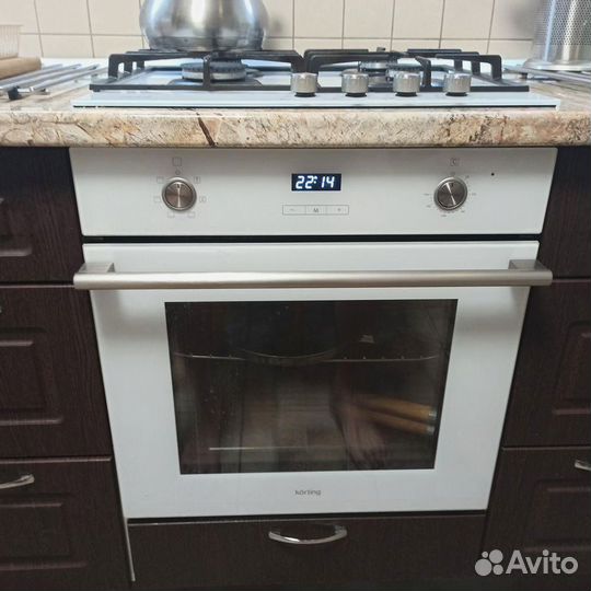 Установка вытяжек. Установка варочных панелей