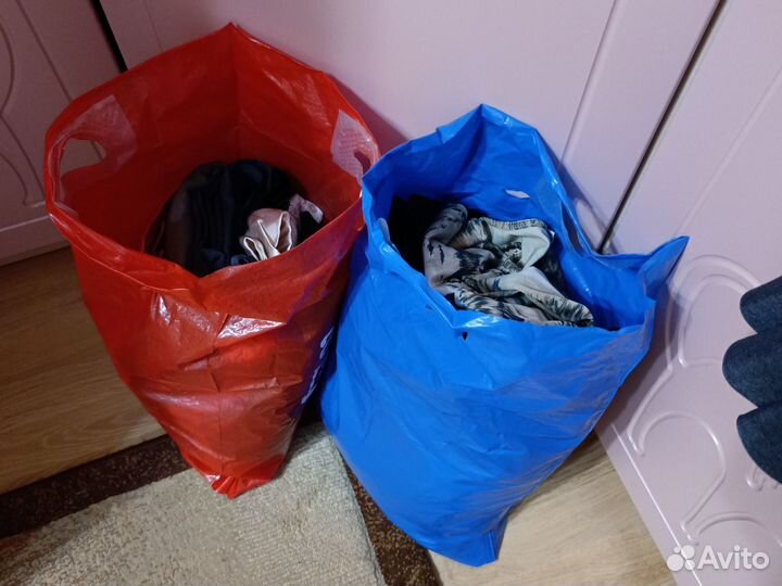 Большой пакет одежды