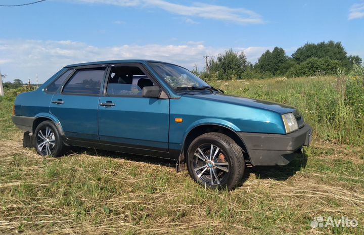 ВАЗ 21099 1.5 МТ, 2001, 130 000 км