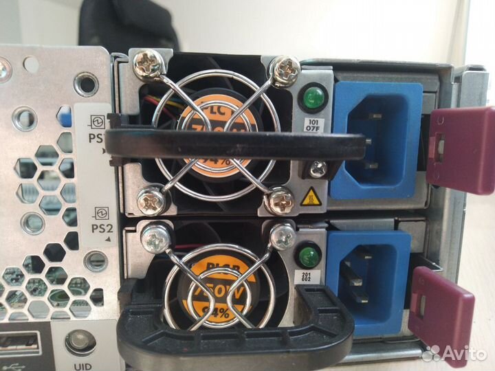 Сервер HP ProLiant DL380p Gen8