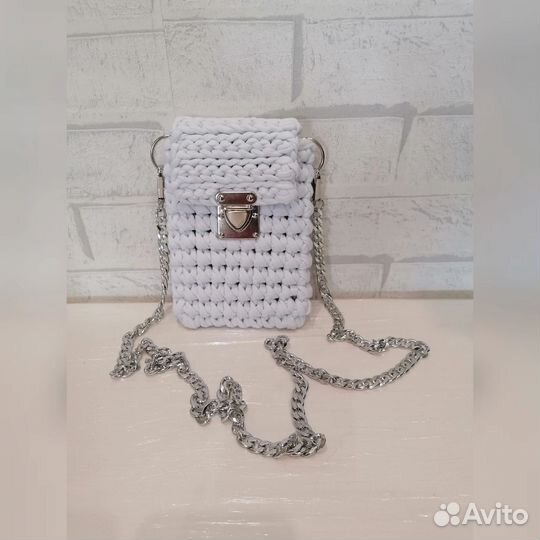 Вязанные изделия для женщин и детей