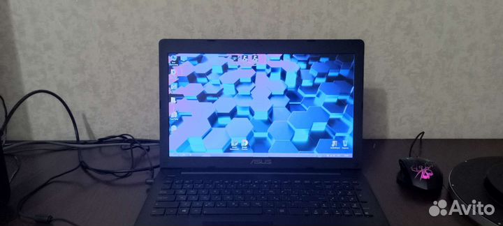 Отличный ноутбук Модель Asus F553M