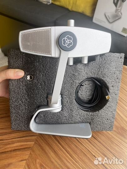 Микрофон Harman