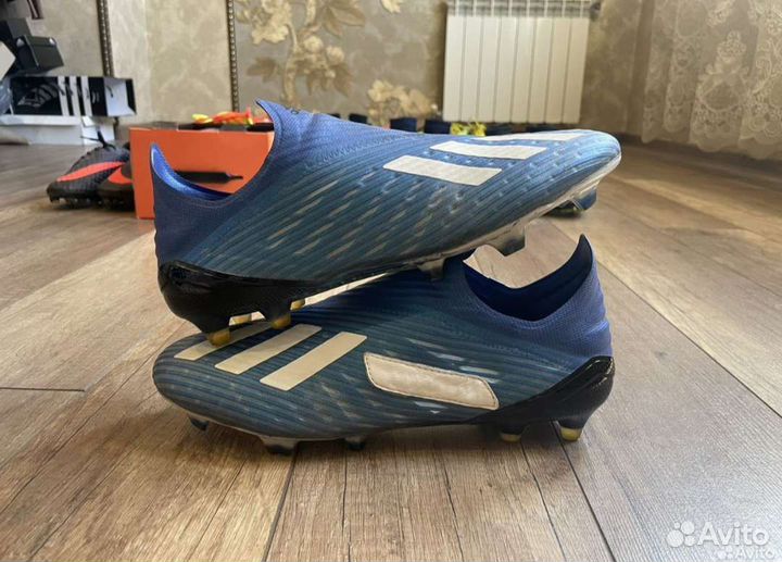 Футбольные бутсы