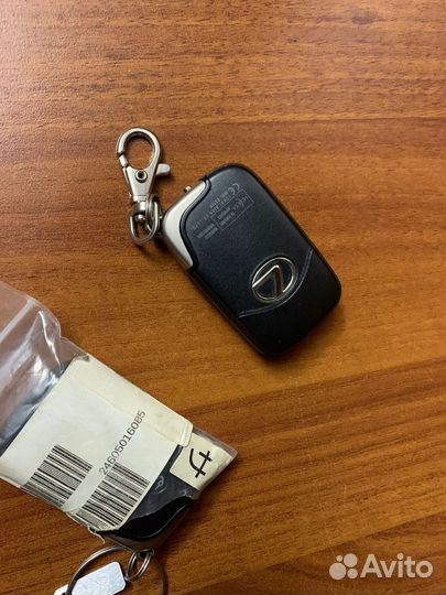 Ключ Lexus LS 460,новый,не использовался