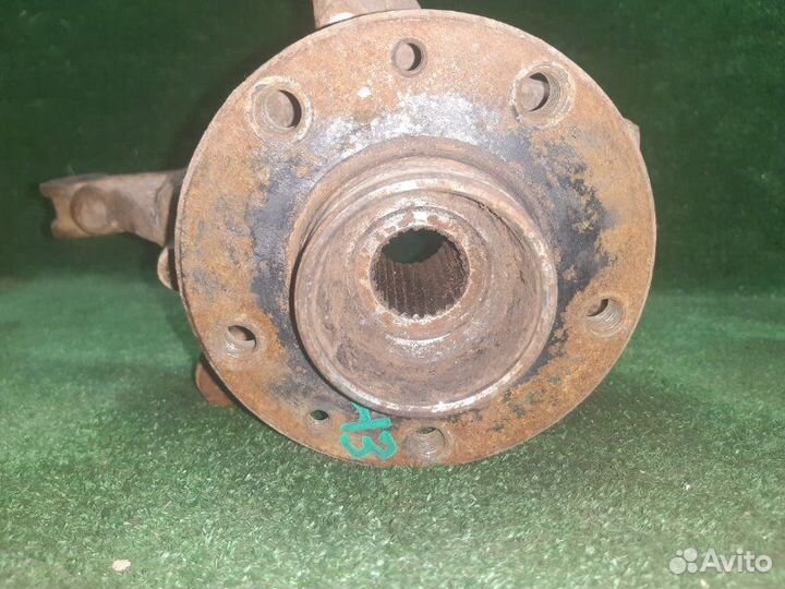 Кулак поворотный левый Renault Duster F4RA400 2013