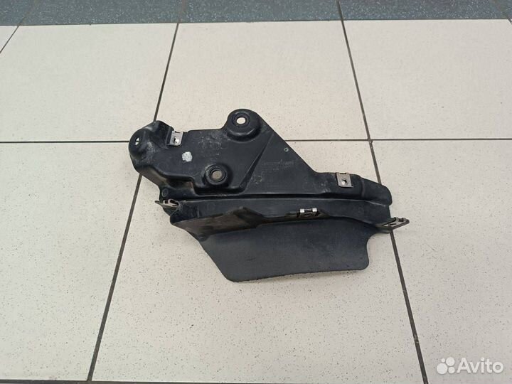 Брызговик 4M0854816E Audi Q7 4M 0