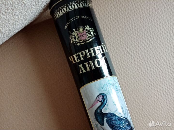 Коробка тубус жестяной от коньяка чёрный аист