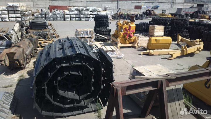 Цепь гусеничная 44 звена бульдозера D68 komatsu