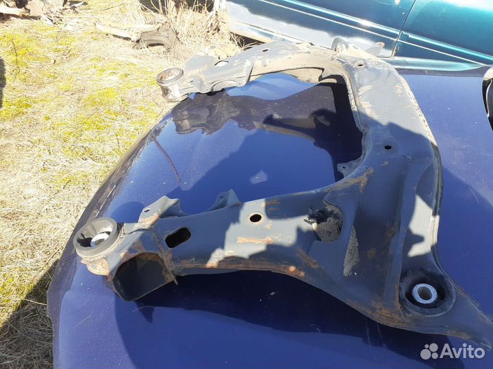 Балка передняя Volkswagen Passat B5 Plus АКПП