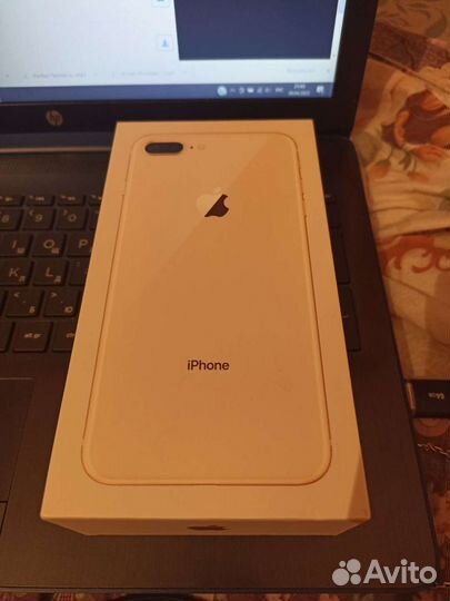 iPhone 8 plus 64gb